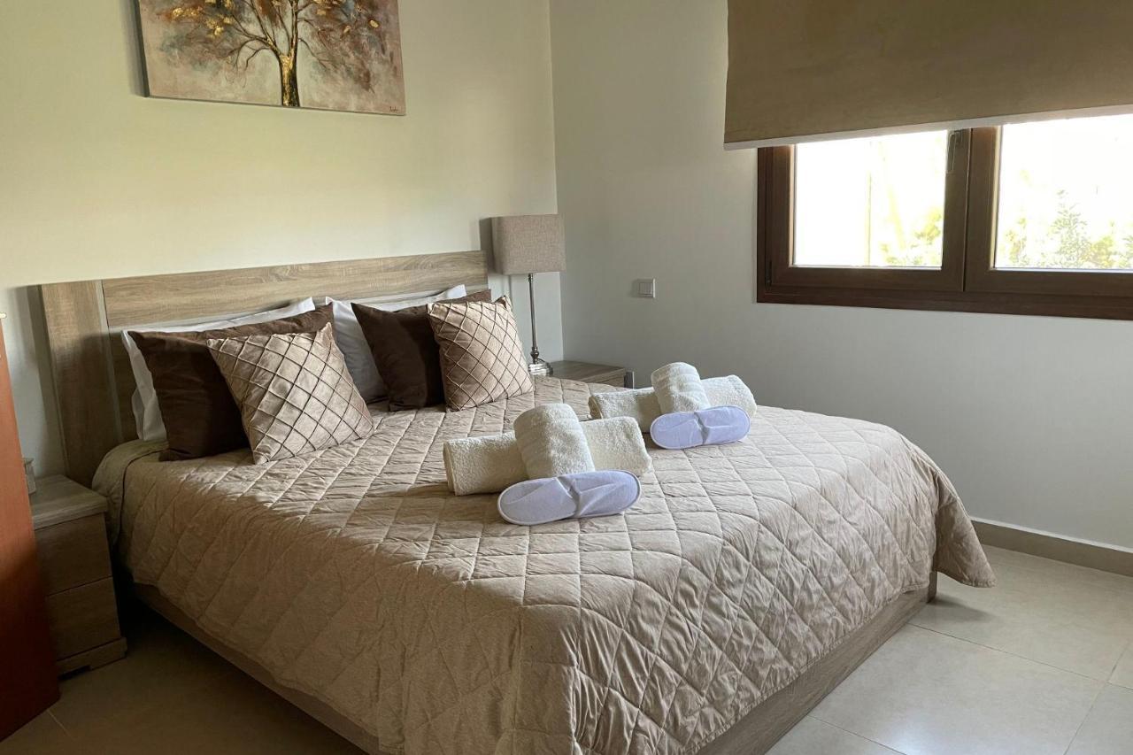 Eleona'S Royal Gardens By Yiota - Luxury 2 Bed Apartment In Exclusive Complex Pegeia Exteriér fotografie