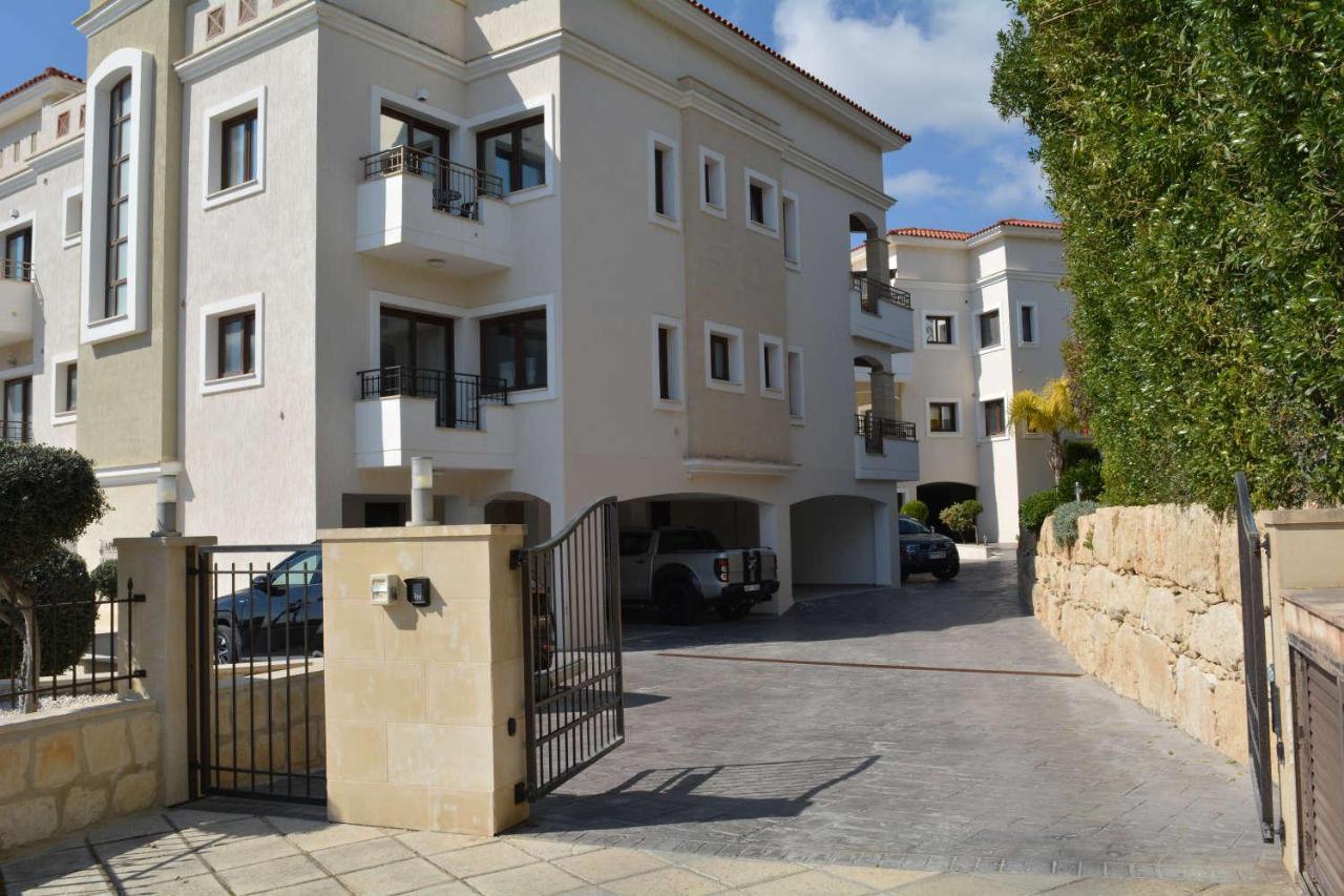 Eleona'S Royal Gardens By Yiota - Luxury 2 Bed Apartment In Exclusive Complex Pegeia Exteriér fotografie